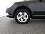 Škoda Octavia (2009) 1.6, Tempomat - náhled 12