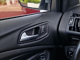 Ford Kuga 1,5 i EB 88kW AC VÝHŘEV NOVSTK - náhled 35