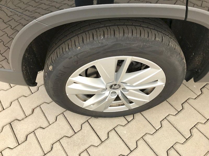 Škoda Karoq (2025) SEL TS 110/1.5 A7F - fotka 14 z 26