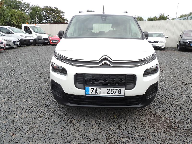 Citroën Berlingo (2019) 1.2Puretech,Live,81kw,ČR,1.maj - fotka 2 z 55