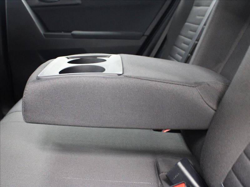 Toyota Auris 1,2 Turbo navi aut. Klima - fotka 28 z 31