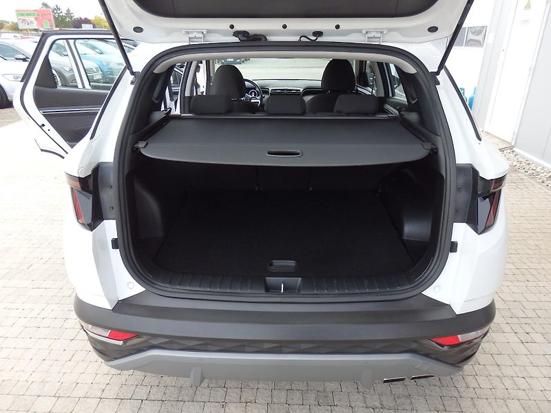 Hyundai Tucson 1.6 CRDI 6x AIRBAG, ZÁVĚS - fotka 8 z 22