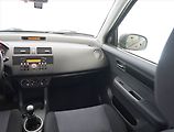 Suzuki Swift (2009) 1.3 i, 4X4, po STK, Tažné - náhled 8
