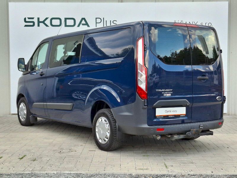 Ford Transit (2017) CUSTOM 2,0 EcoBlue 77kW Long - fotka 9 z 32