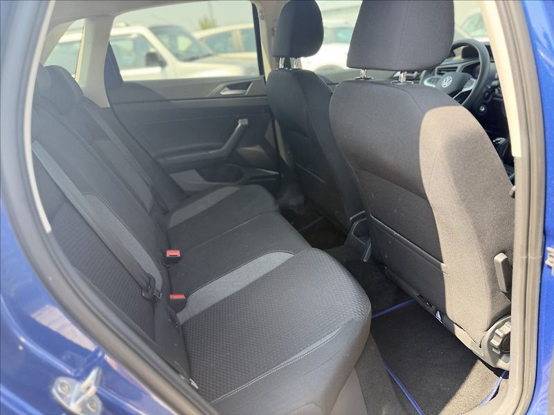 Volkswagen Polo 70kW FACE VIRTUAL 15tKm - fotka 27 z 31