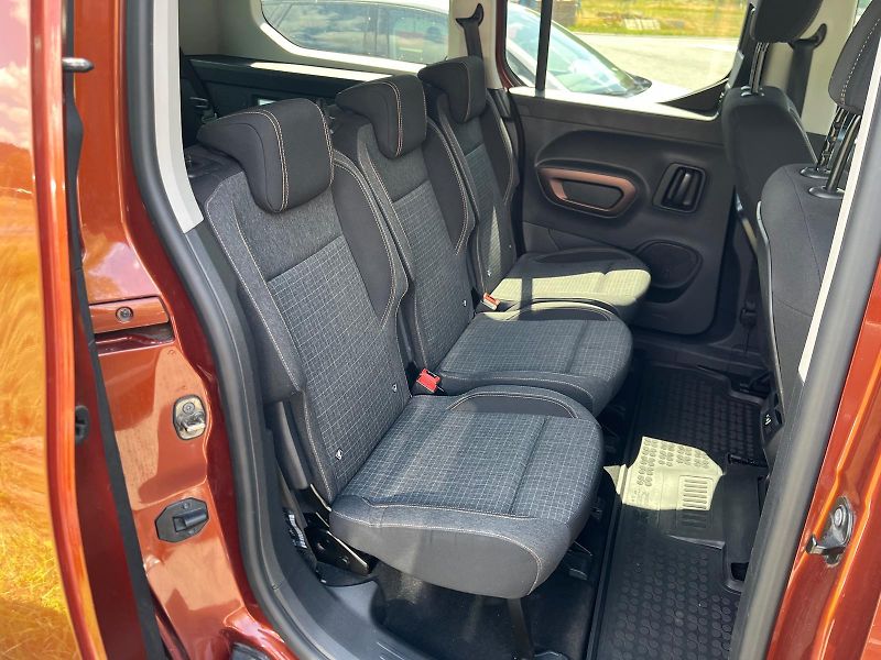 Peugeot Rifter LONG GT 1.5HDi MAN 7 míst ČR - fotka 6 z 8