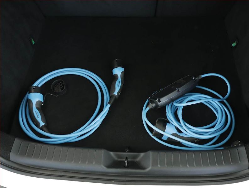 Mazda MX-30 (2021) e-Skyactiv, SoH 91%, Automat - fotka 19 z 19