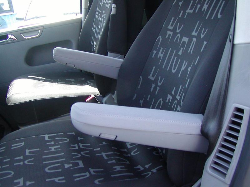 Volkswagen Multivan 2.5TDi, 96kW, KLIMA PAKET!! - fotka 22 z 51