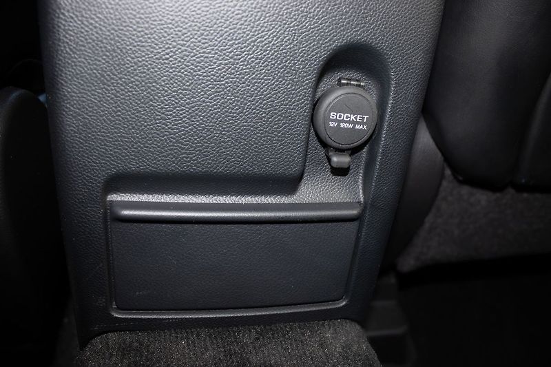 Infiniti QX70 Verze S, servisované, DVB-T - fotka 51 z 53