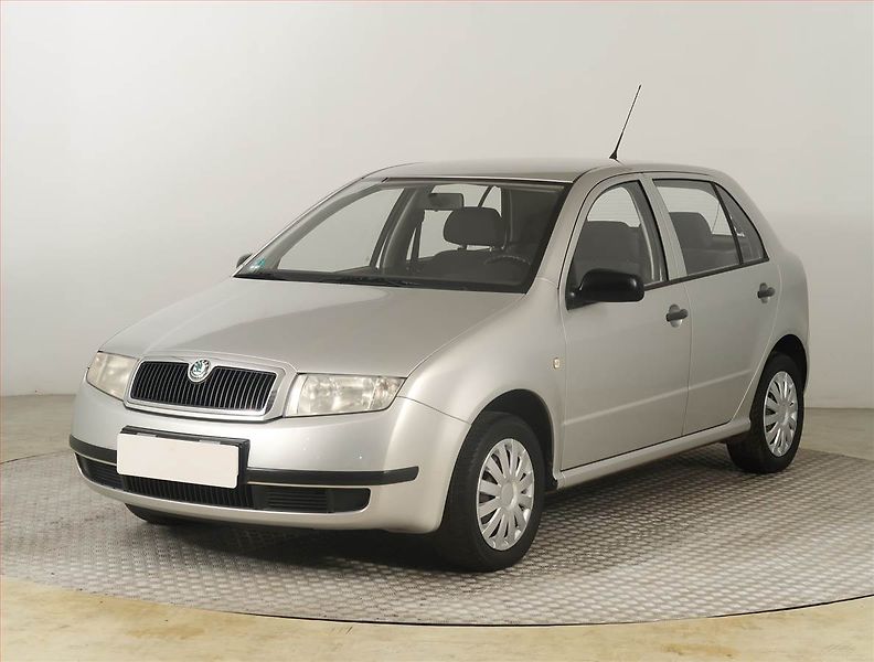 Škoda Fabia (2002) 1.4, nová STK, Tažné - fotka 2 z 13