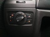 BMW Řada 1 (2009) 116i - náhled 17