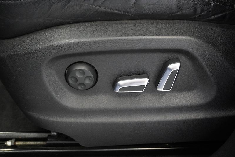 Audi SQ5 3,0 TDI S-LINE QUATTRO AUT. - fotka 12 z 27