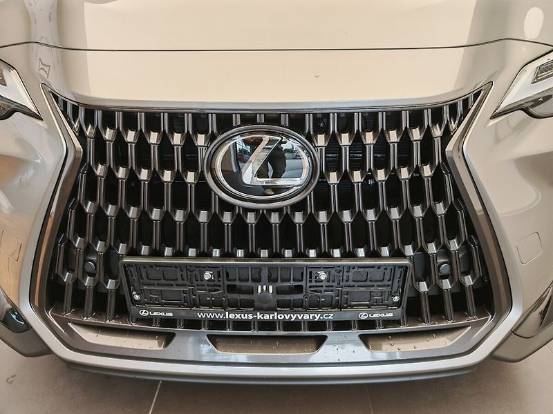 Lexus NX 450h plus 450h+ Executive Top - fotka 5 z 39
