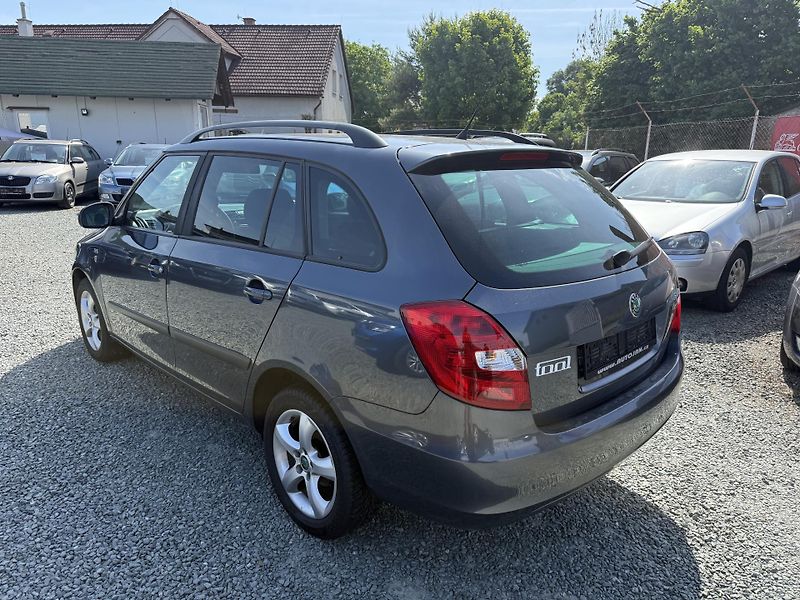 Škoda Fabia 1.2 TSI FAMILY - fotka 4 z 13