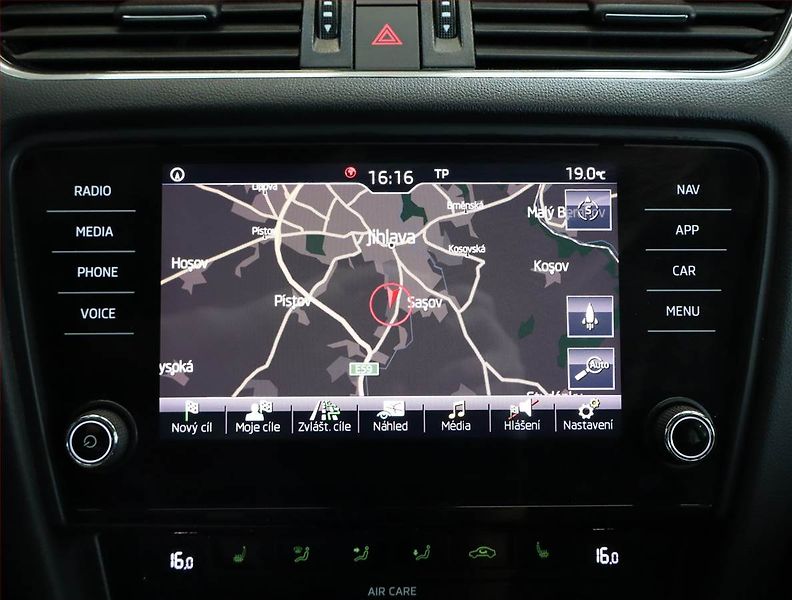 Škoda Octavia (2017) Ambition Plus 2.0 TDI 4x4 - fotka 18 z 24