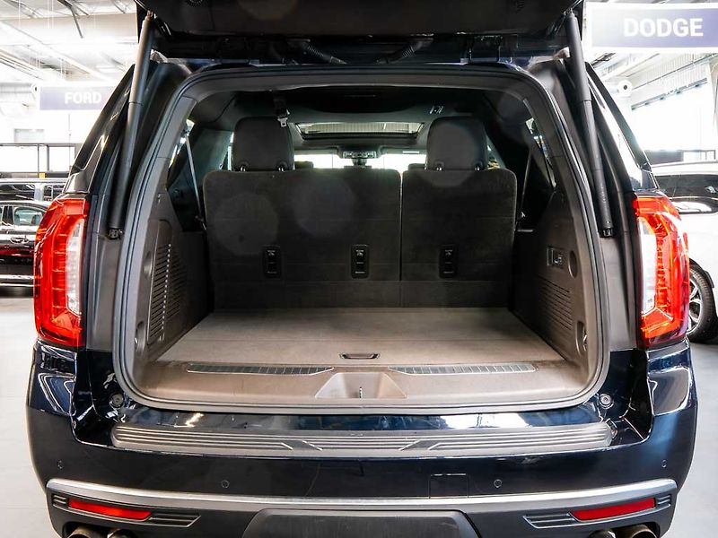 GMC Yukon (2021) 6.2 XL Denali Ultimate Air 4WD - fotka 6 z 44