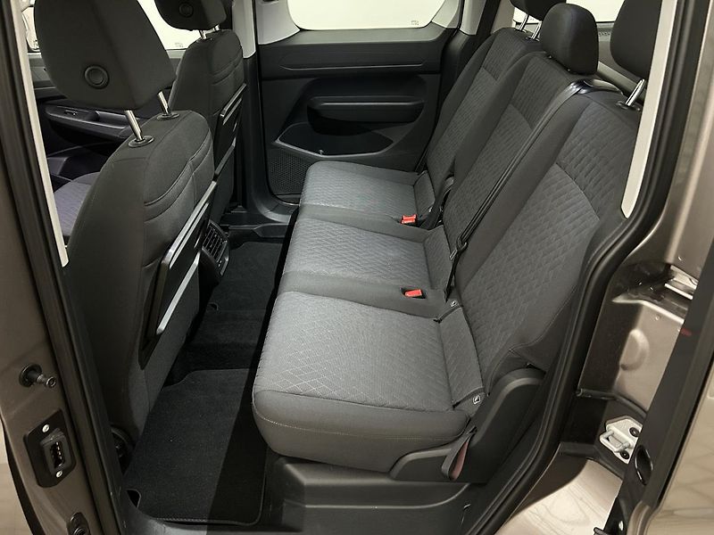 Volkswagen Caddy 2.0 TDI Life - fotka 7 z 22