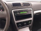 Škoda Octavia (2009) Ambiente 1.9 TDI 4x4, 4X4 - náhled 12