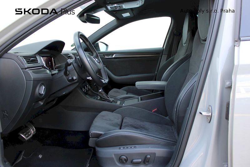 Škoda Superb (2024) Combi SportLine 2.0 TDI 110 kw - fotka 10 z 25