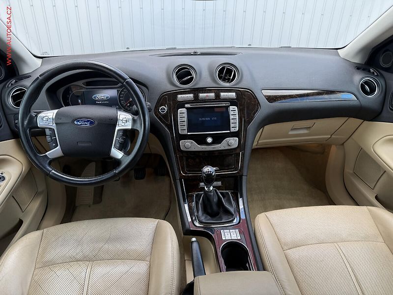 Ford Mondeo (2008) 2.5 T, ČR, Ghia, kůže, navi - fotka 8 z 17