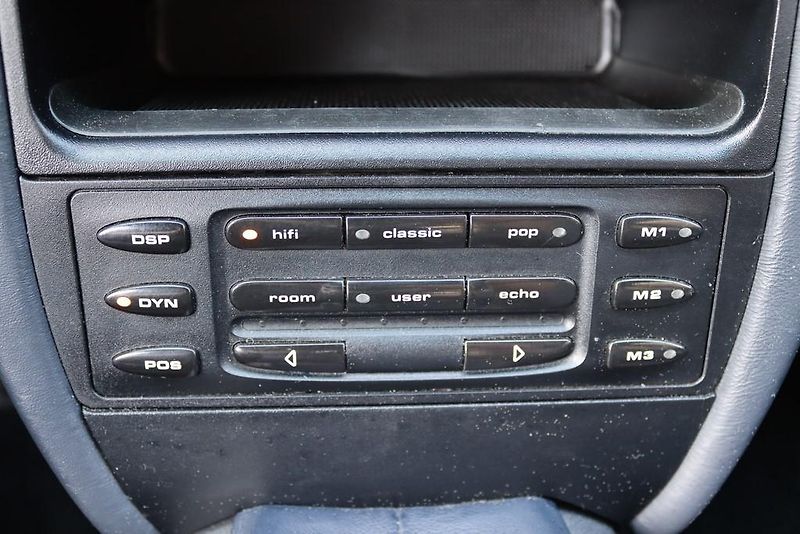 Porsche 911 996 3.4 CARRERA 221kW - fotka 37 z 49