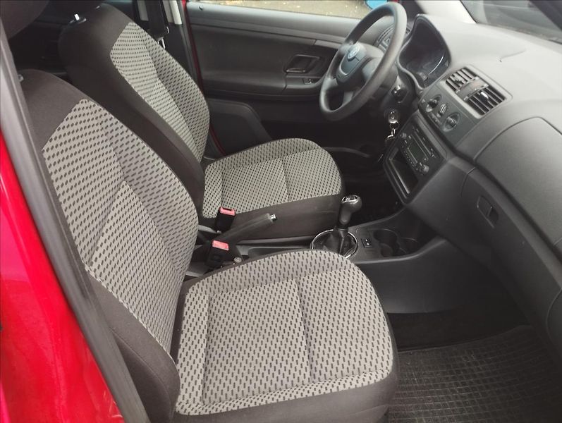 Škoda Fabia 1,2 51KW ČR, 100%KM - fotka 8 z 15