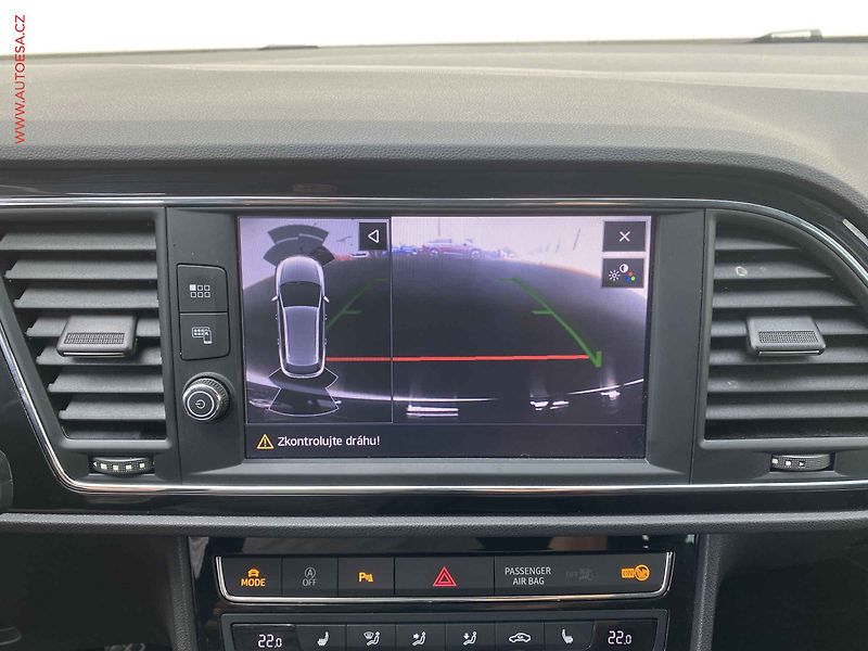 Seat Leon (2019) 1.5 TSi, FR, LED, navi - fotka 18 z 20