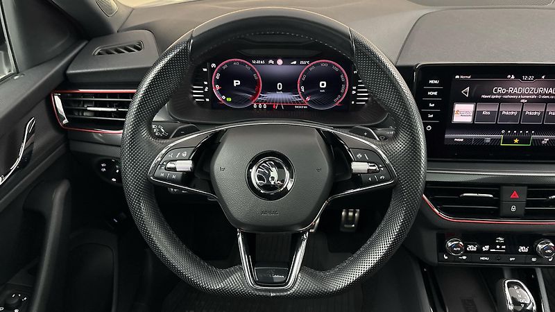 Škoda Scala 1.5 TSI DSG Monte Carlo - fotka 9 z 33