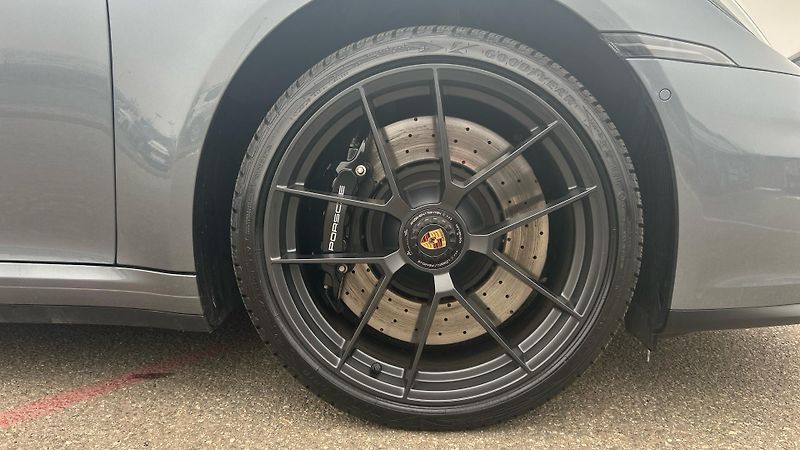 Porsche 911 Targa 4 GTS - fotka 10 z 30