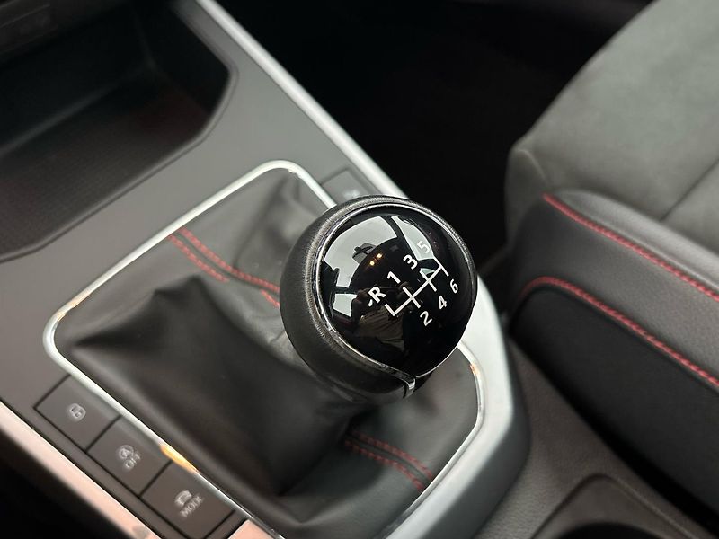 Seat Arona FR - fotka 20 z 28