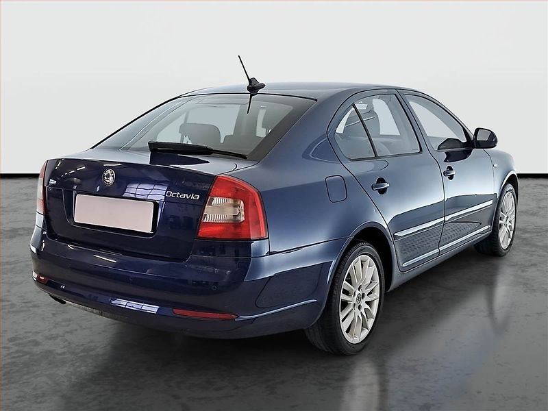 Škoda Octavia (2011) Laurin&Klement 1.8 TSI - fotka 5 z 30