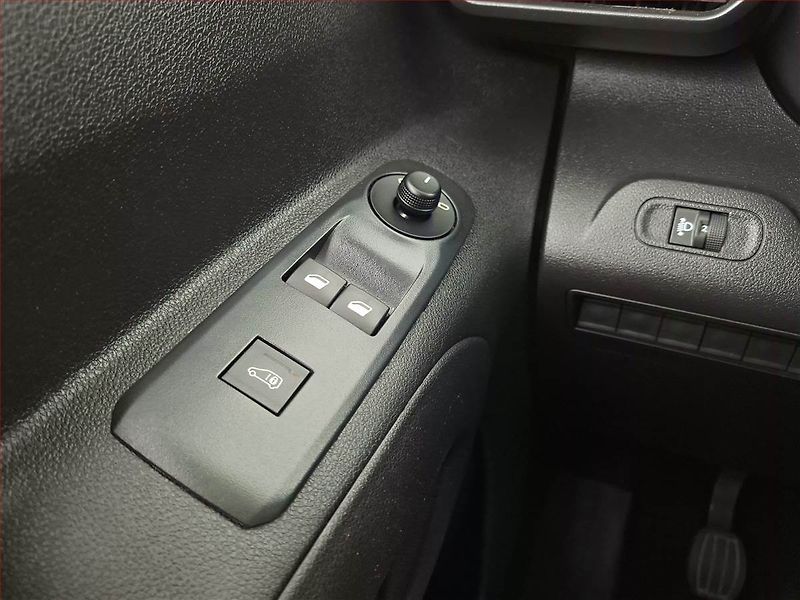 Toyota ProAce City (2023) 1.5 D-4D, ČR, DPH - fotka 17 z 17