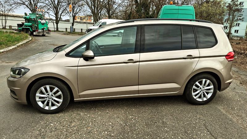 Volkswagen Touran 1.4TSI 7míst servisní historie - fotka 12 z 50