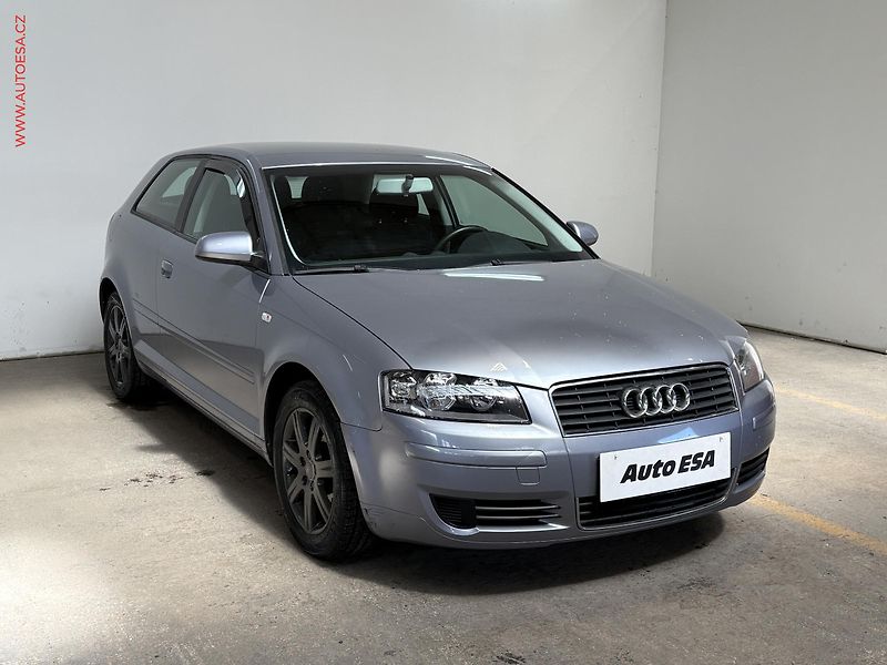 Audi A3 (2004) 1.6i, autoAC - fotografie inzerátu