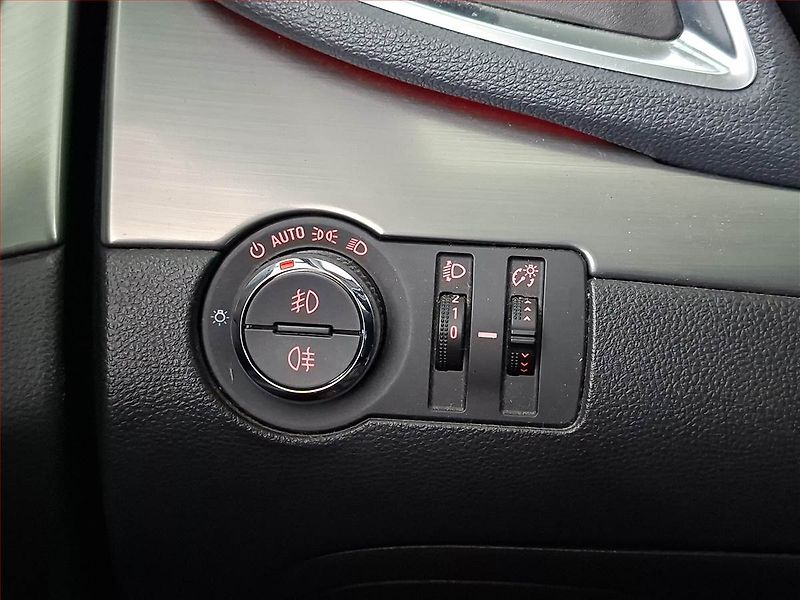 Opel Mokka (2015) 1.4 Turbo, Automat, Navi - fotka 18 z 20