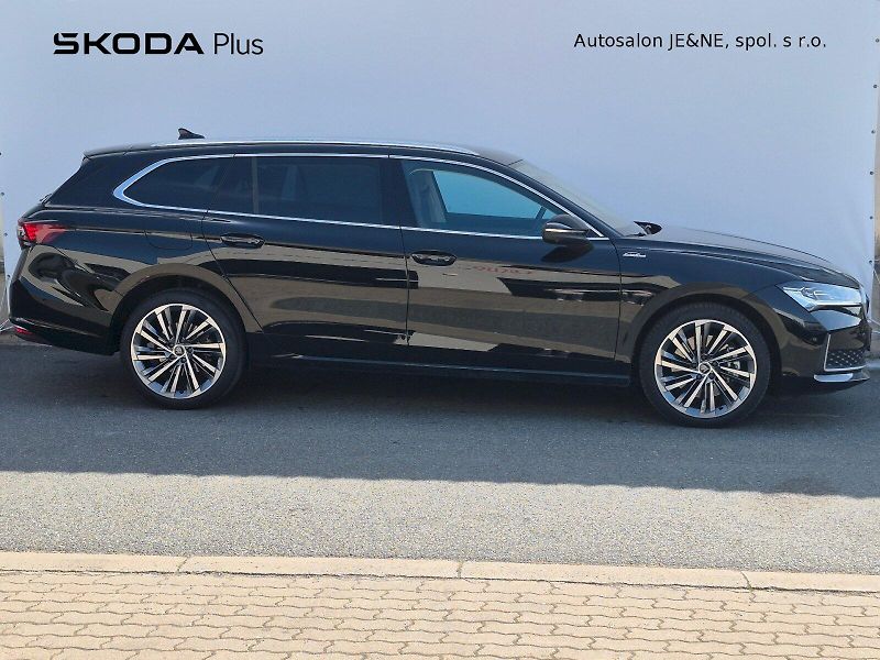 Škoda Superb (2025) Laurin & Klement 2.0 TDI 142kW - fotka 9 z 35
