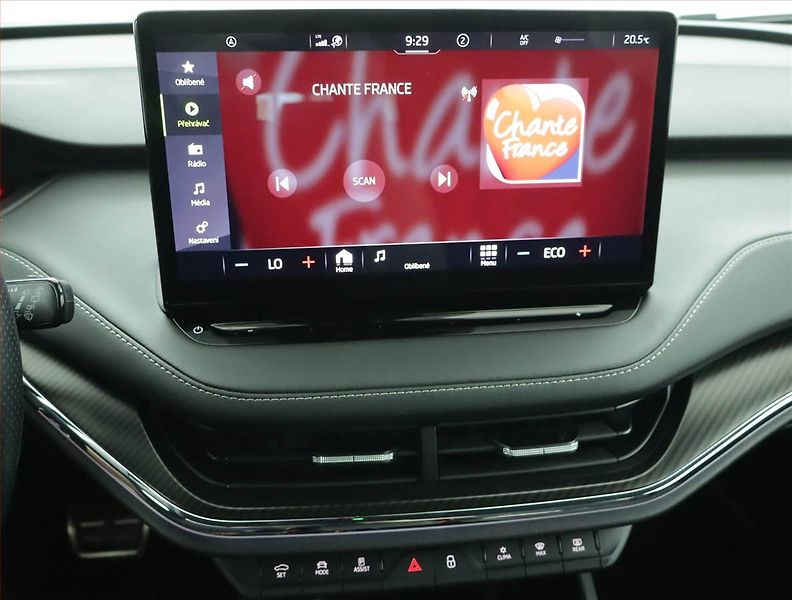 Škoda Enyaq (2023) Sportline iV 60 (62 kWh) - fotka 13 z 22