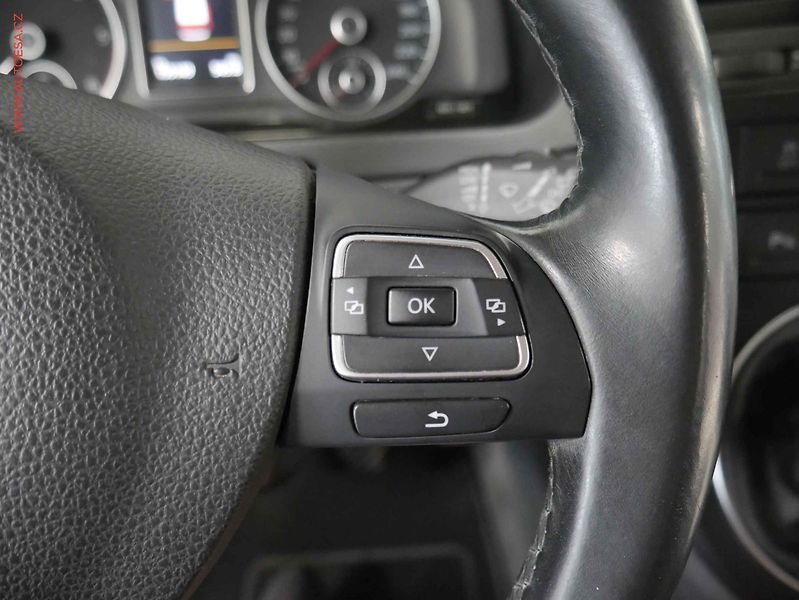 Volkswagen Multivan (2015) 2.0 TDi, Comfortline, navi - fotka 17 z 21