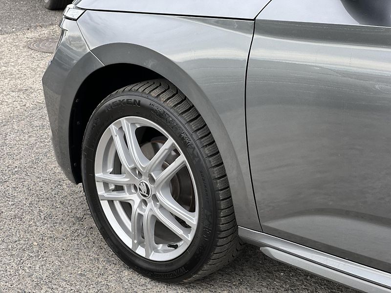 Škoda Kamiq 1.5TSi 110kw Top Selection ČR - fotka 42 z 45