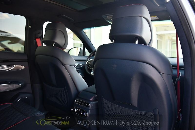 Genesis GV70 2.2CRDi AWD SPORT ZÁRUKA - fotka 18 z 59