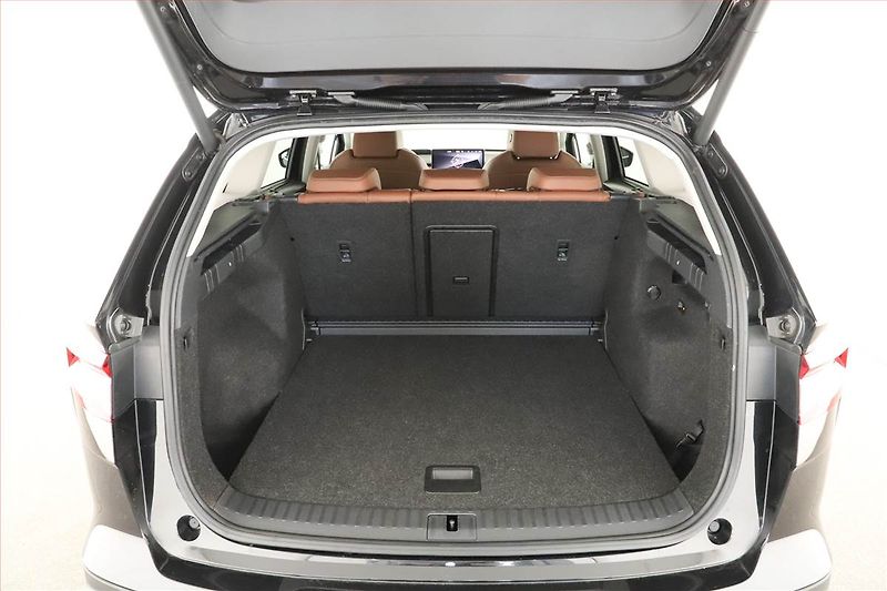 Škoda Enyaq (2021) iV 80 (82 kWh), SoH 92% - fotka 19 z 21