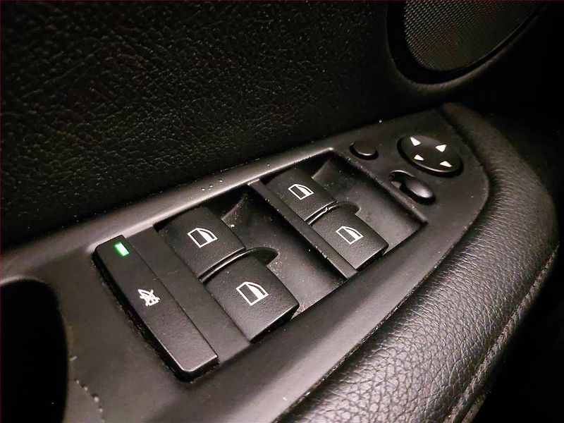 BMW X5 (2010) xDrive30d, 4X4, Automat - fotka 16 z 17