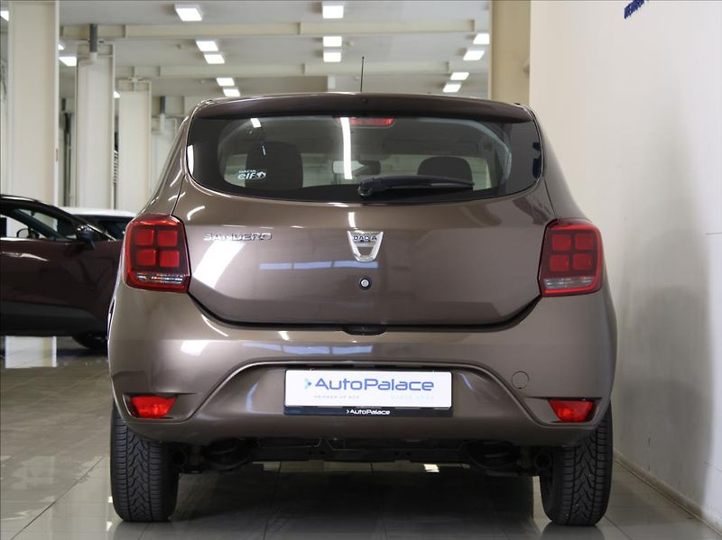 Dacia Sandero 1,2 i 54kW Arctica 99tkm.ČR - fotka 4 z 20