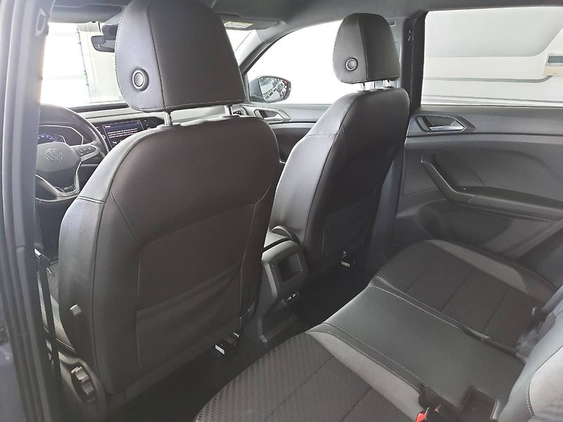 Volkswagen Ostatní (2022) R-Line 1.5 TSI (110kW/150k) DS - fotka 8 z 24