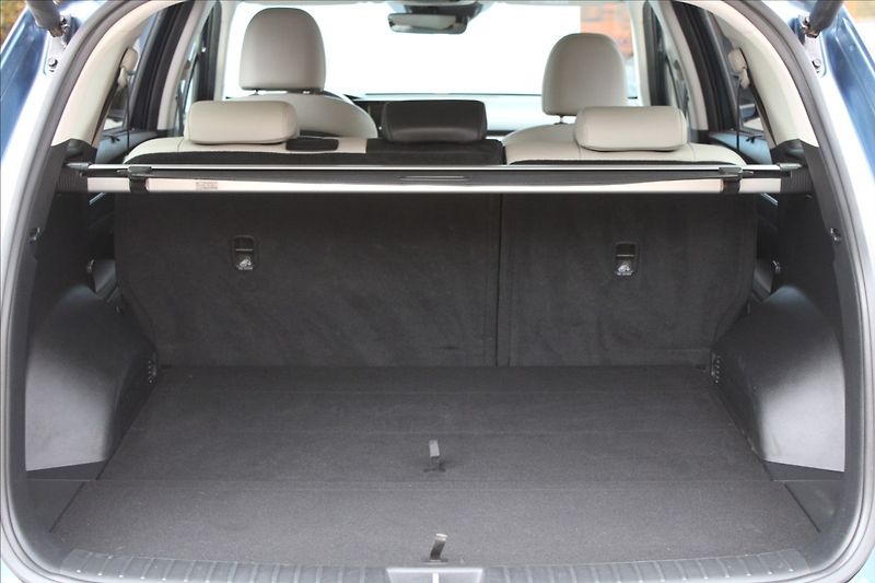 Kia Sorento 1,6 HEV  ČR,4x4,A/T,DPH,TOP - fotka 38 z 49