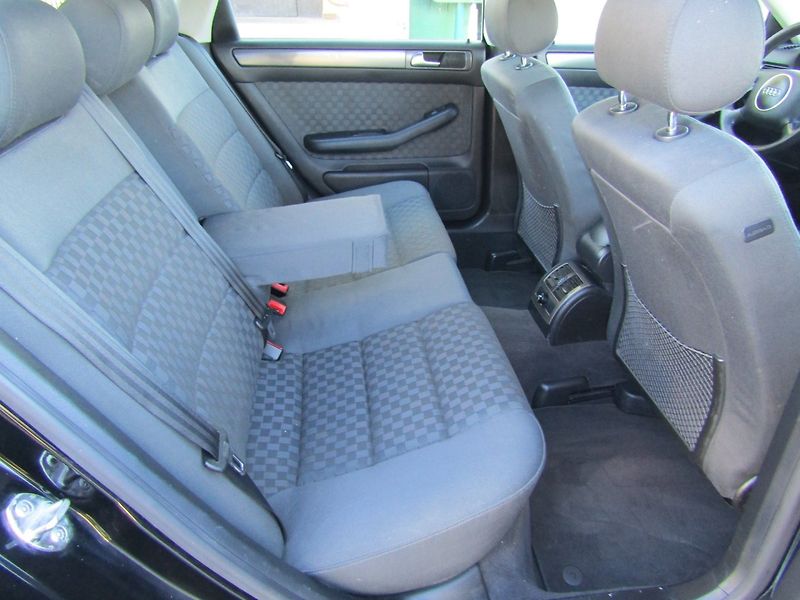 Audi A6 (2003) 1.9 TDI 96kW 2 SADY PNEU - fotka 24 z 33