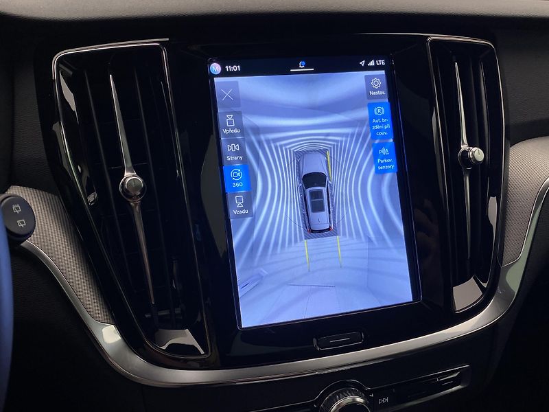 Volvo V60 B4 DARK PLUS AUT  - fotka 59 z 59