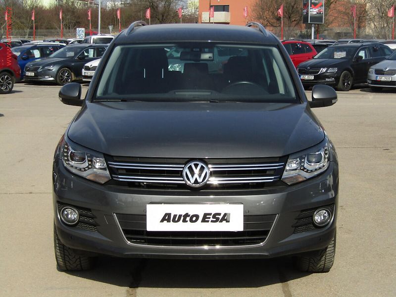 Volkswagen Tiguan (2013) 2.0TDi 4x4, Sport, TZ, xenon - fotka 2 z 18