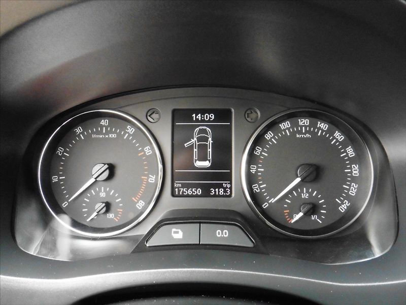 Škoda Roomster 1,2 TSi Style, vyhř.sed - fotka 9 z 16
