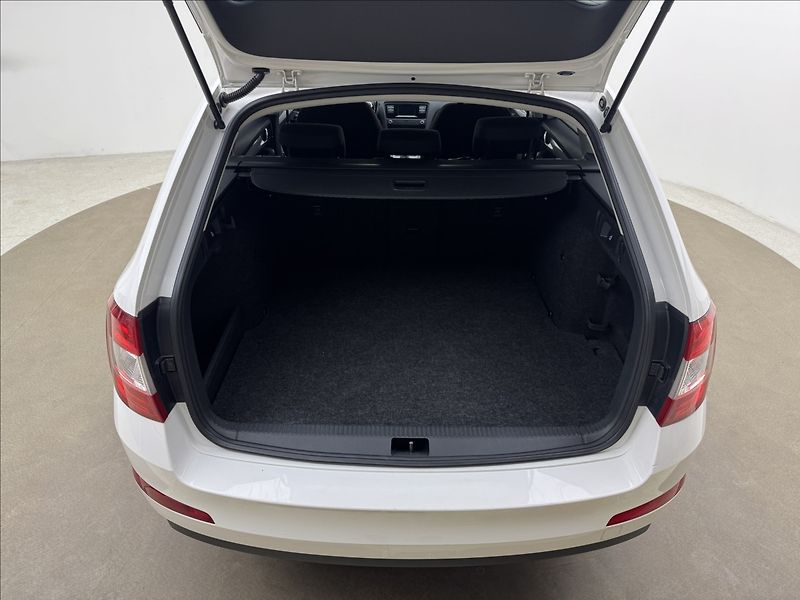Škoda Octavia 1,4 i 81kW DSG VÝHŘEV DPH ČR - fotka 27 z 27